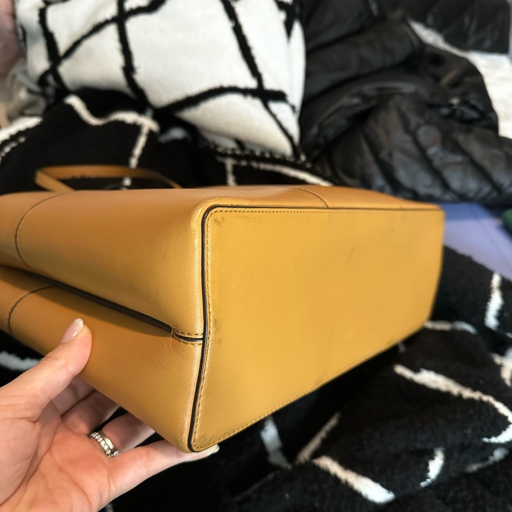 Tory burch Block T Tote